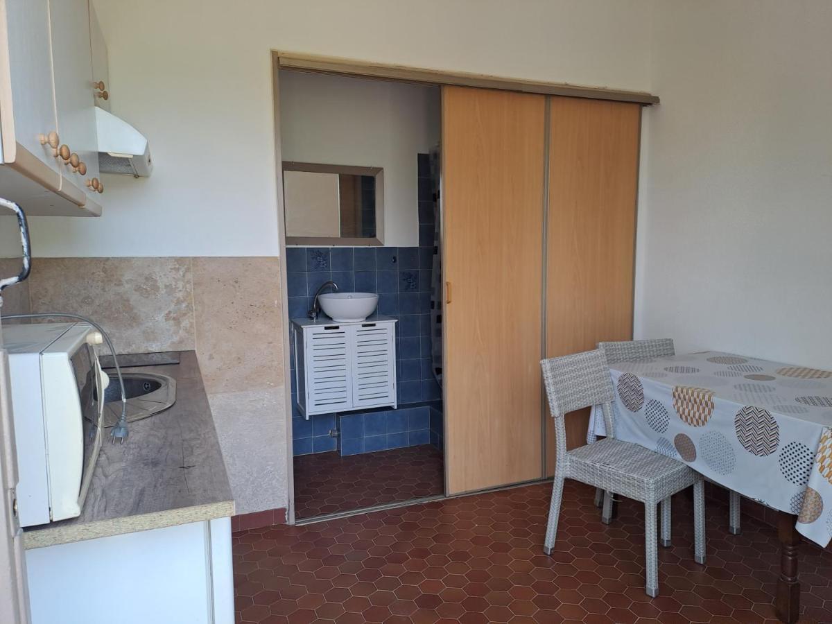 Chez Mamie 2 Apartment Maussane-les-Alpilles Exterior photo